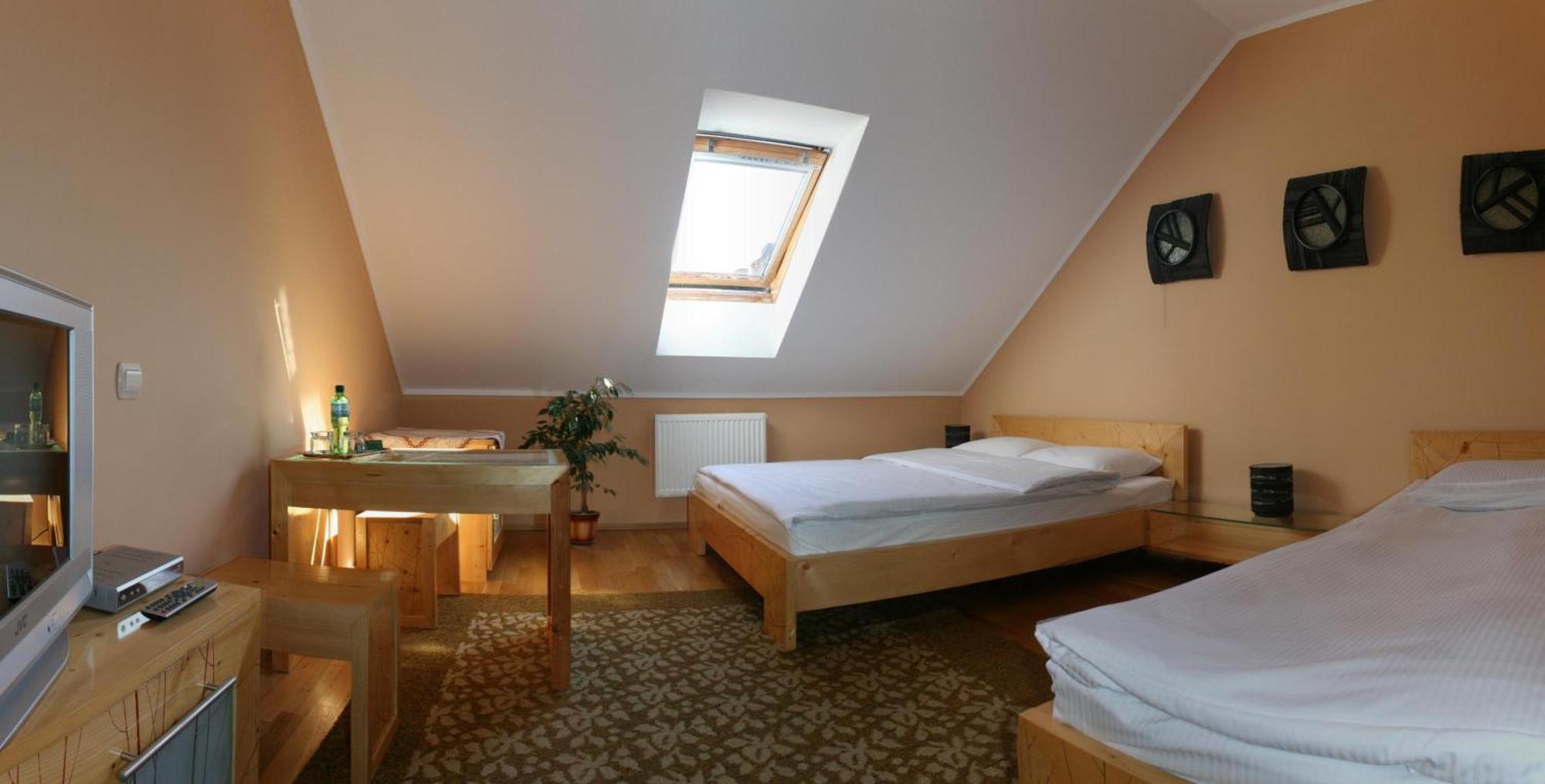 Complex Vivcharyk Hotell Skole Eksteriør bilde