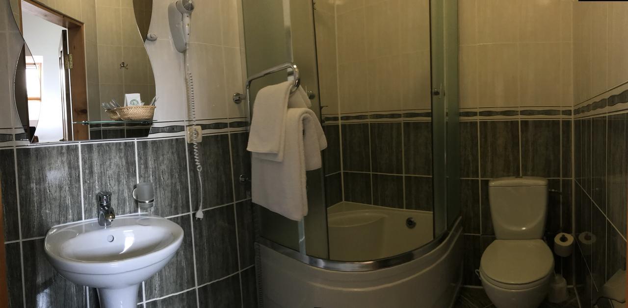 Complex Vivcharyk Hotell Skole Eksteriør bilde