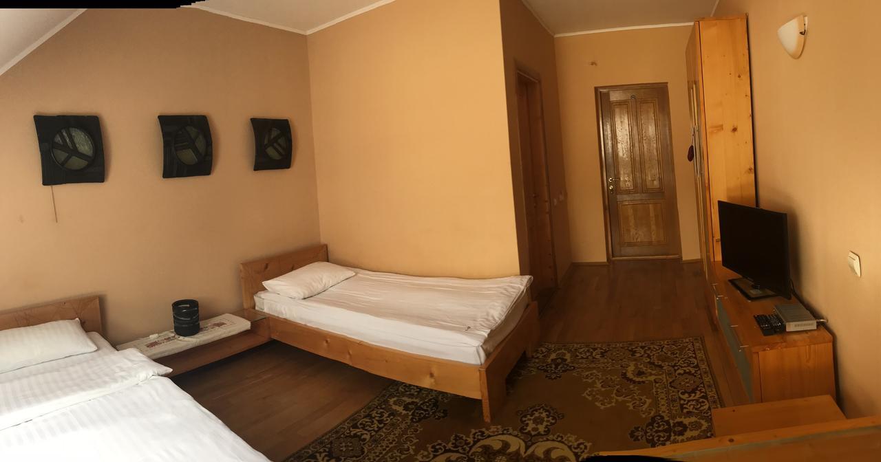 Complex Vivcharyk Hotell Skole Eksteriør bilde