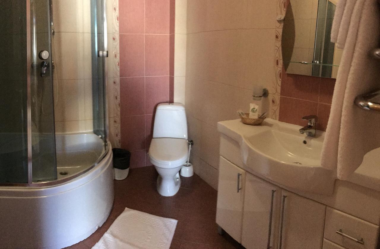 Complex Vivcharyk Hotell Skole Eksteriør bilde